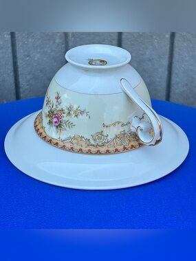 c. 1940s Vintage Discontinued Meito Derby Gold Trim Cup and Saucer Set